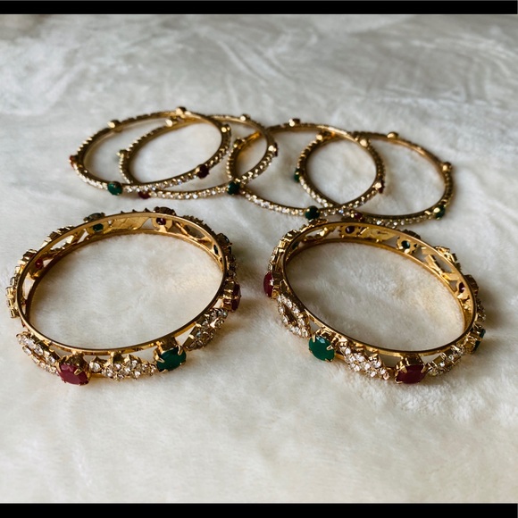 6 Pcs New Gold gem bracelet - Picture 1 of 4